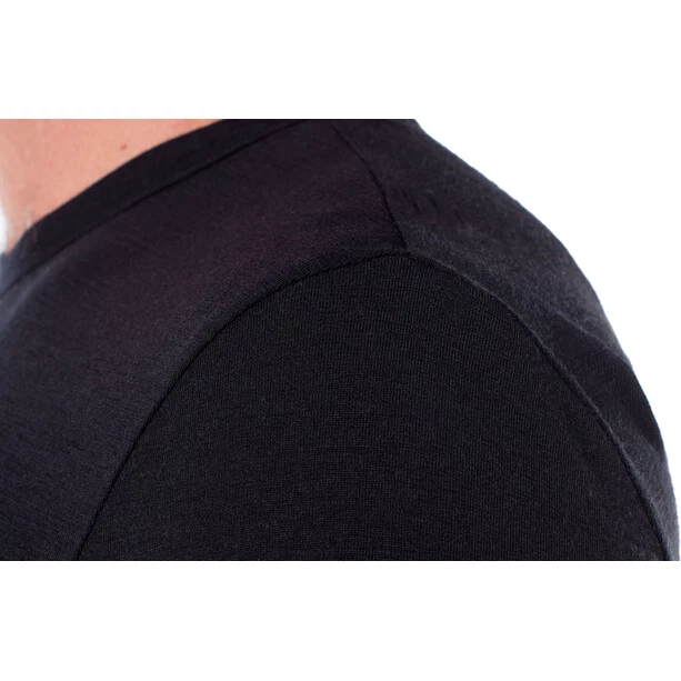 Icebreaker 175 Everyday LS Crew Top Men black 7 Icebreaker 175 Everyday LS Crew Top Men black - Image 5